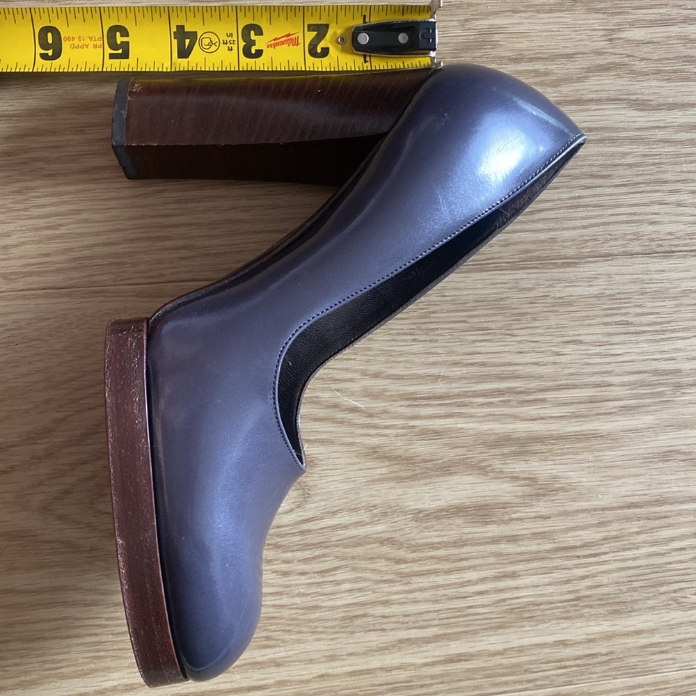 Gucci ClassicSignature Platform Heel Pumps - Picture 8 of 8